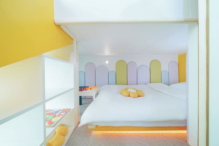 Crowne Plaza Zhuhai City Center by IHG