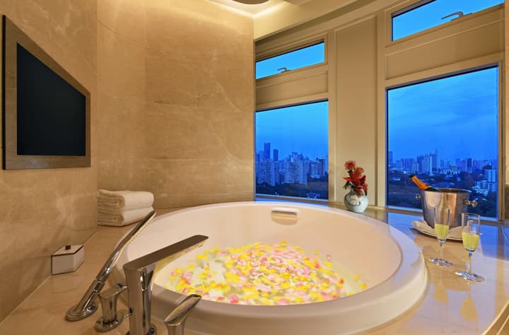 Radisson Collection Hotel Xing Guo Shanghai