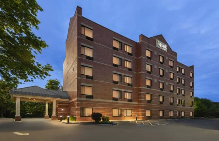 Spark by Hilton Woburn Boston