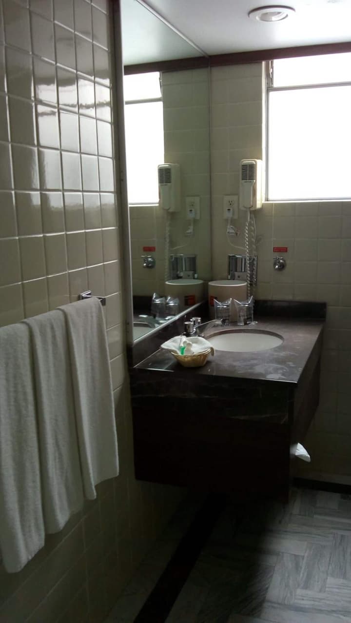 Segovia Regency Hotel