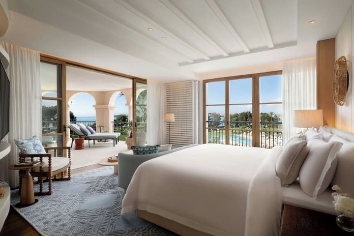 The St. Regis Mardavall Mallorca Resort