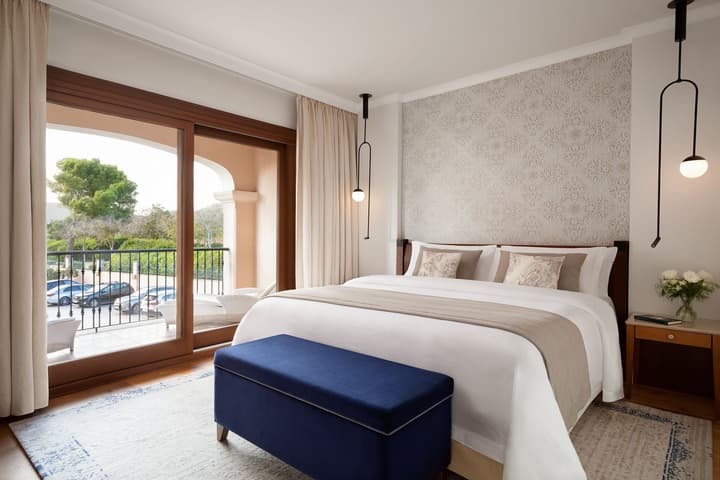 The St. Regis Mardavall Mallorca Resort