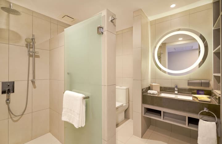 DoubleTree by Hilton Damai Laut Resort