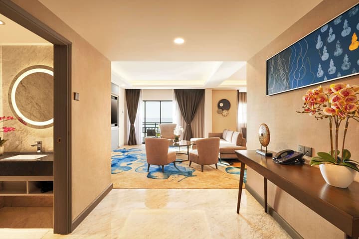 DoubleTree by Hilton Damai Laut Resort