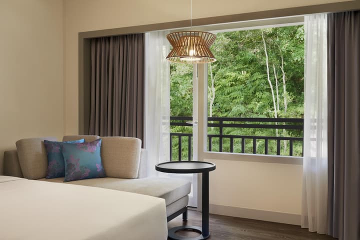 DoubleTree by Hilton Damai Laut Resort