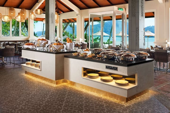 DoubleTree by Hilton Damai Laut Resort