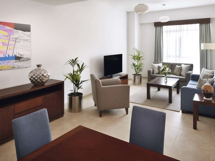 Mövenpick Hotel & Apartments Bur Dubai