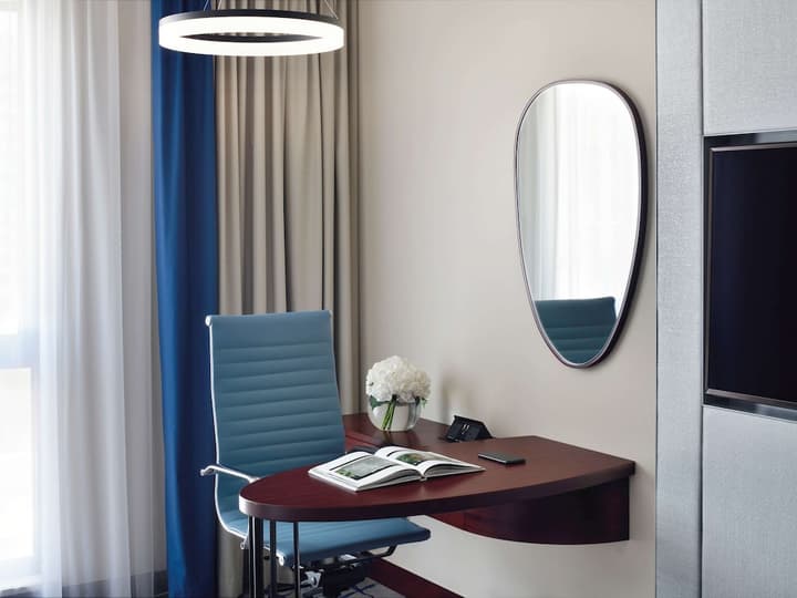Mövenpick Hotel & Apartments Bur Dubai