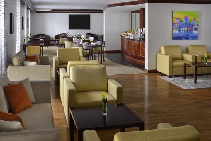 Mövenpick Hotel & Apartments Bur Dubai