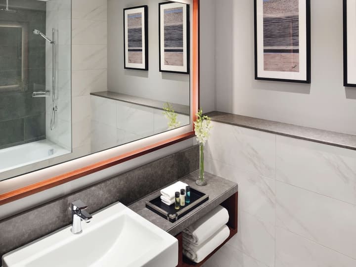 Mövenpick Hotel & Apartments Bur Dubai