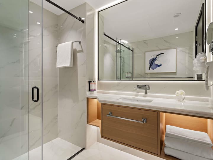 Mövenpick Hotel & Apartments Bur Dubai