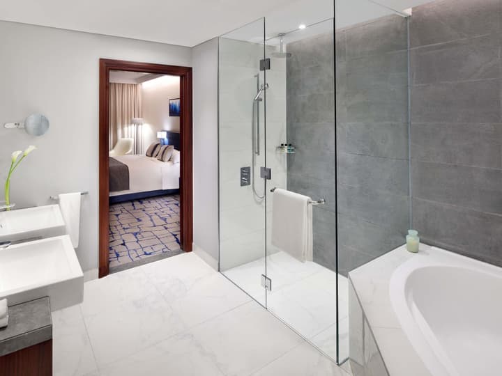 Mövenpick Hotel & Apartments Bur Dubai