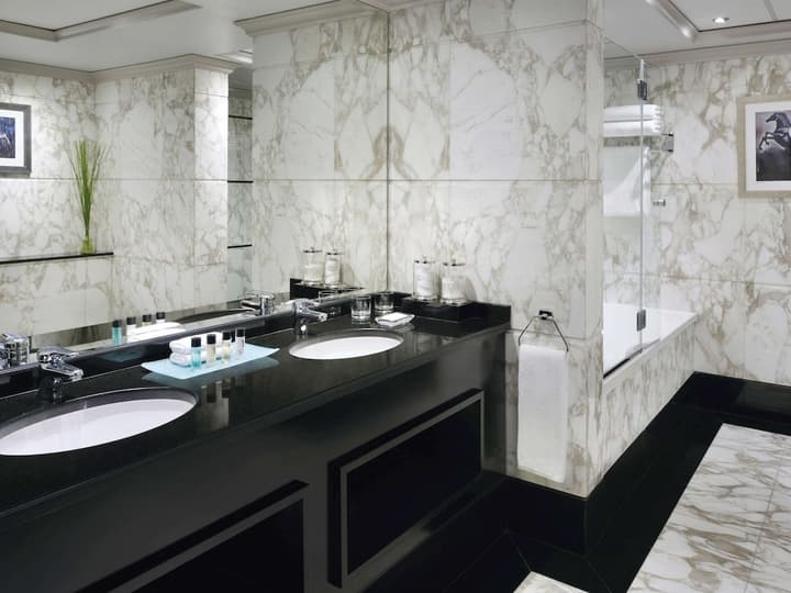 Mövenpick Hotel & Apartments Bur Dubai