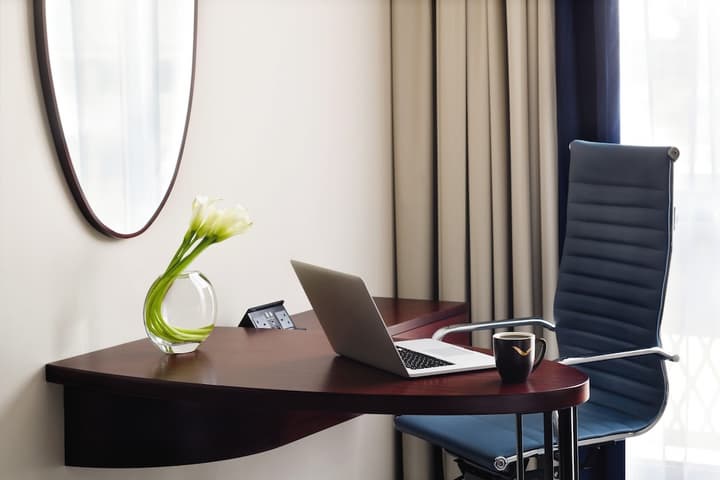 Mövenpick Hotel & Apartments Bur Dubai