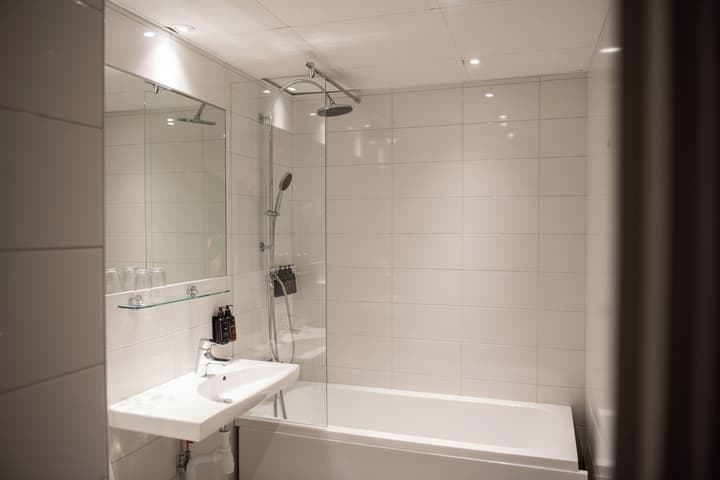 Home Hotel Drott