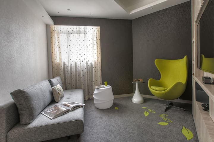 Stanford Hillview Hotel