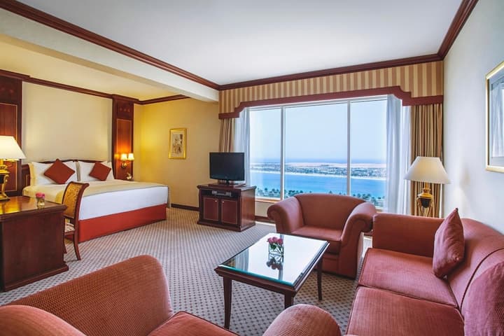 Corniche Hotel Abu Dhabi