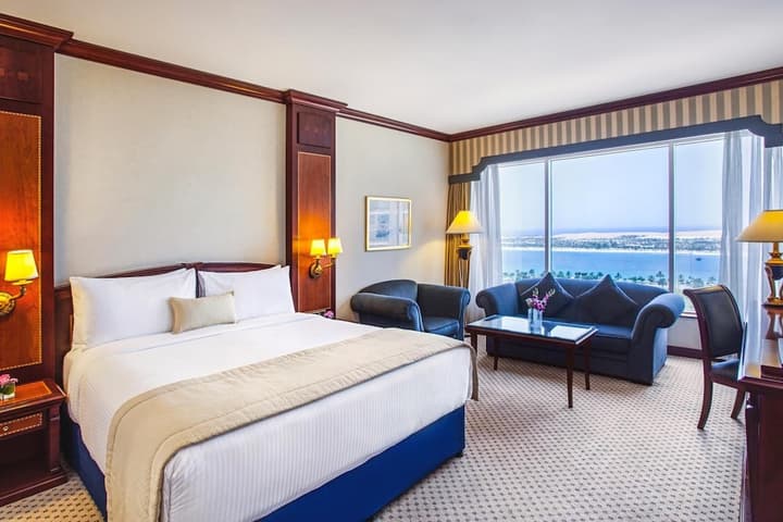 Corniche Hotel Abu Dhabi