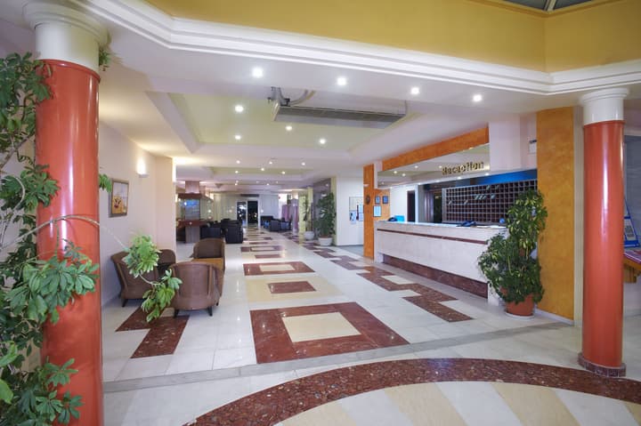 Portes Beach Hotel
