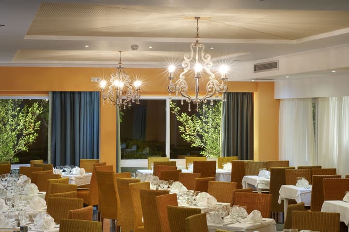 Portes Beach Hotel