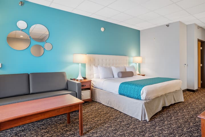Elevation Inn & Suites, Trademark Collection by Wyndham