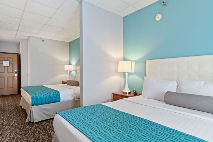 Elevation Inn & Suites, Trademark Collection by Wyndham