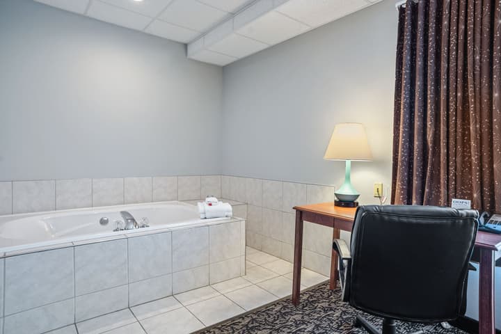 Elevation Inn & Suites, Trademark Collection by Wyndham