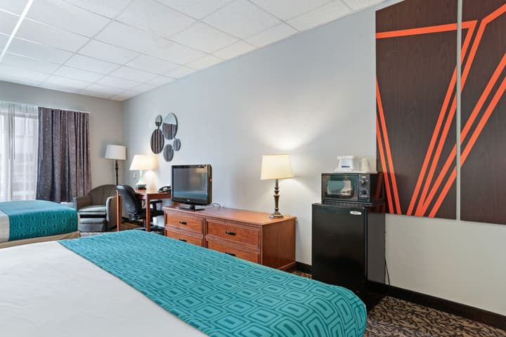 Elevation Inn & Suites, Trademark Collection by Wyndham