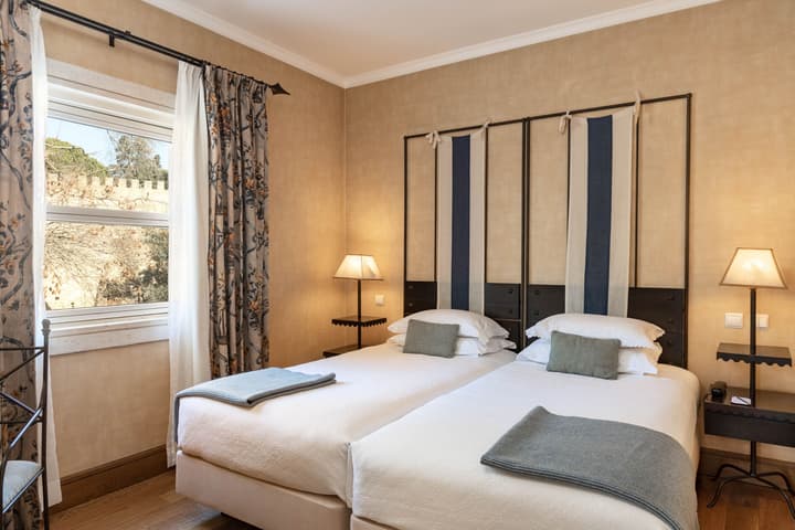 Solar Do Castelo, a Lisbon Heritage Collection