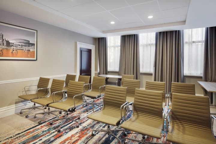 Leonardo Hotel Cardiff
