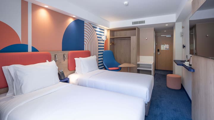 Holiday Inn Express and Suites Lisbon Principe Real by IHG