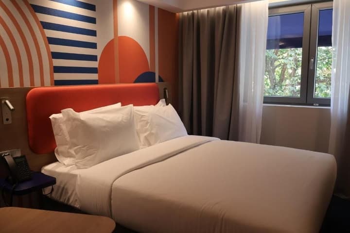 Holiday Inn Express and Suites Lisbon Principe Real by IHG