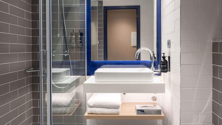 Holiday Inn Express and Suites Lisbon Principe Real by IHG