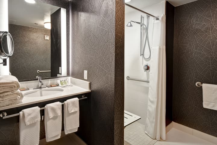 DoubleTree by Hilton Deadwood at Cadillac Jack's