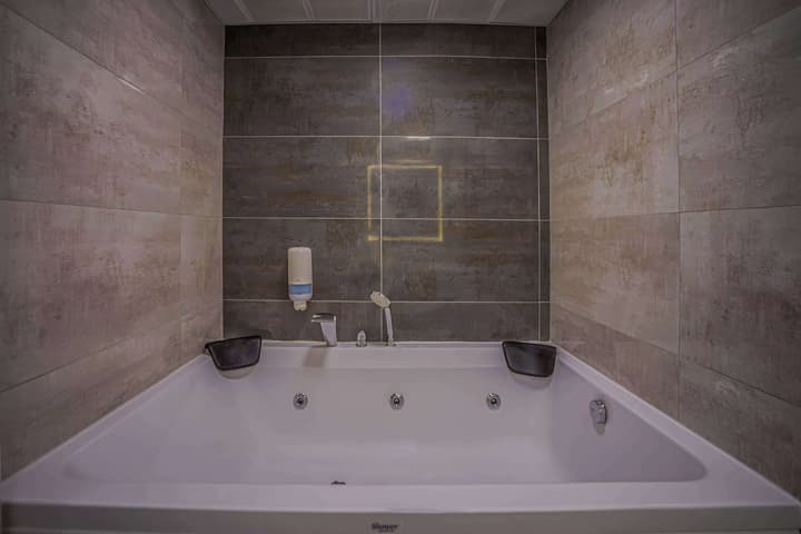 Best Western Plus Khan Hotel