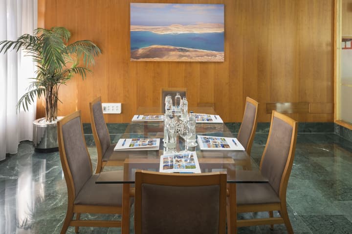 Elba Vecindario Aeropuerto Business & Convention Hotel