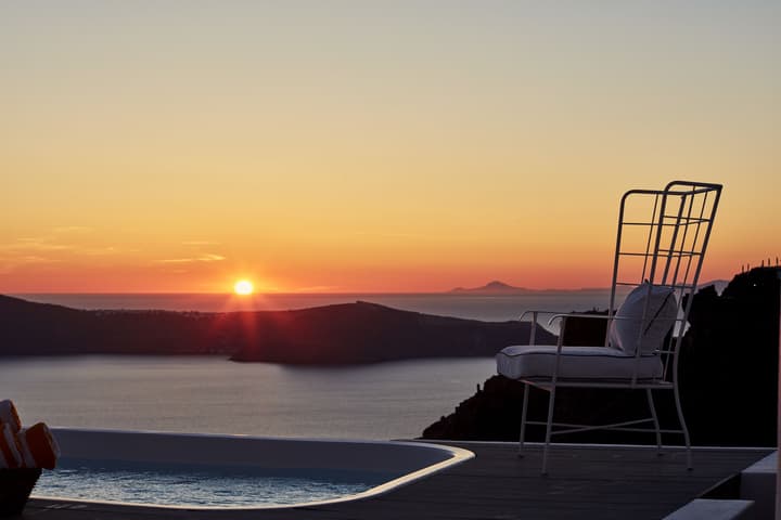 Katikies Chromata Santorini - The Leading Hotels of the World