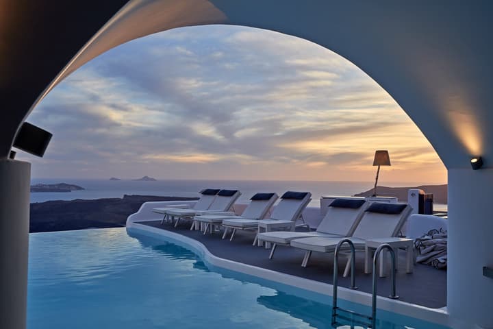 Katikies Chromata Santorini - The Leading Hotels of the World