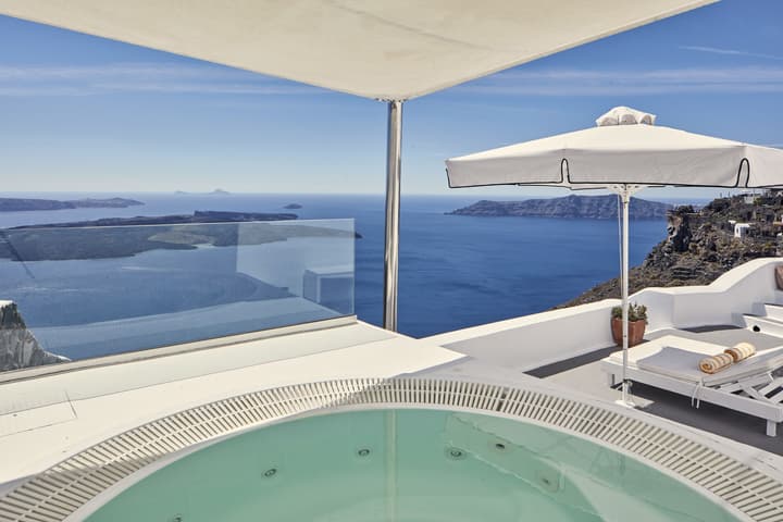 Katikies Chromata Santorini - The Leading Hotels of the World