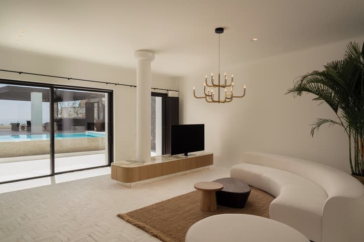 Katikies Chromata Santorini - The Leading Hotels of the World