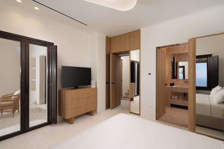 Katikies Chromata Santorini - The Leading Hotels of the World