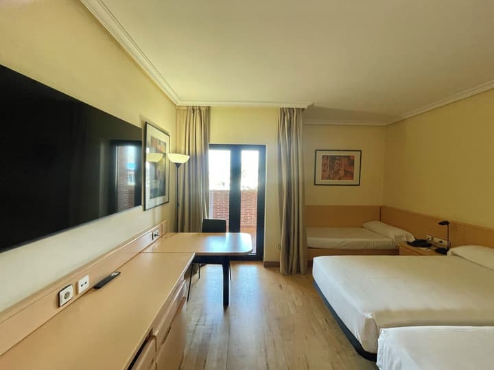 Hotel AR Parquesur