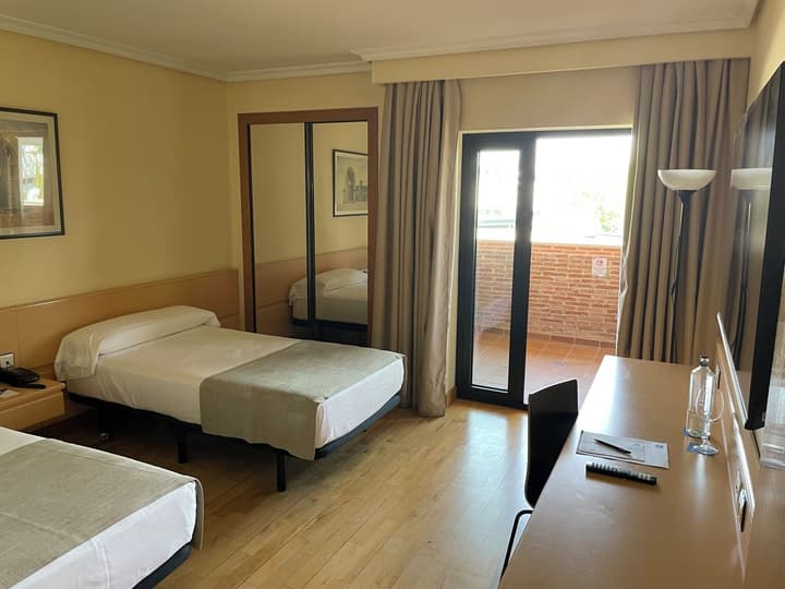Hotel AR Parquesur