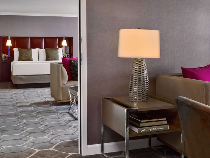 The Royal Sonesta Houston Galleria