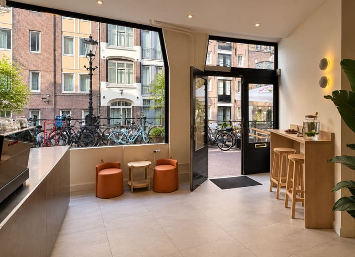 De Herbert Amsterdam (Formerly France Hotel)
