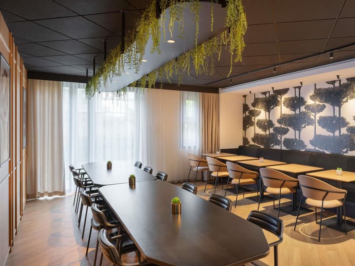 Novotel Suites Paris CDG Airport Villepinte