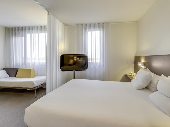 Novotel Suites Paris CDG Airport Villepinte