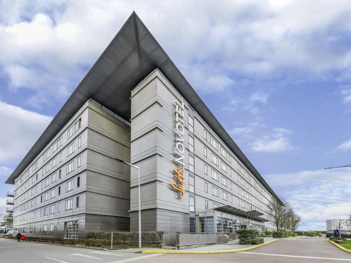Novotel Suites Paris CDG Airport Villepinte