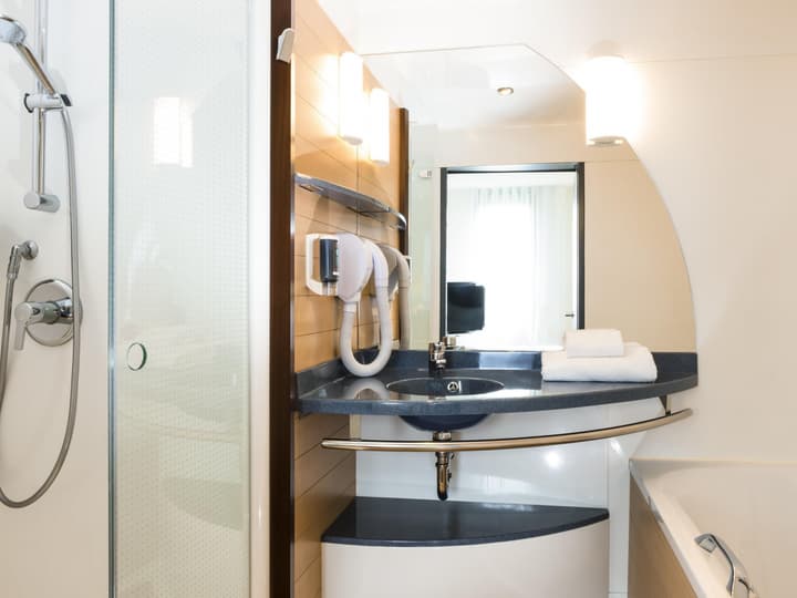 Novotel Suites Paris CDG Airport Villepinte