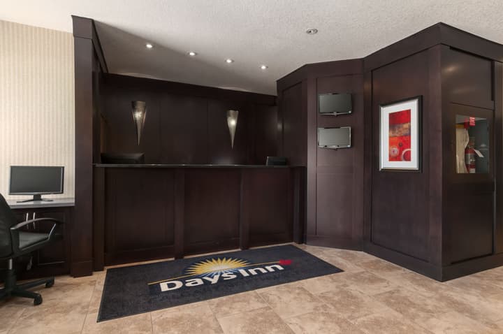 Days Inn by Wyndham Calgary Northwest